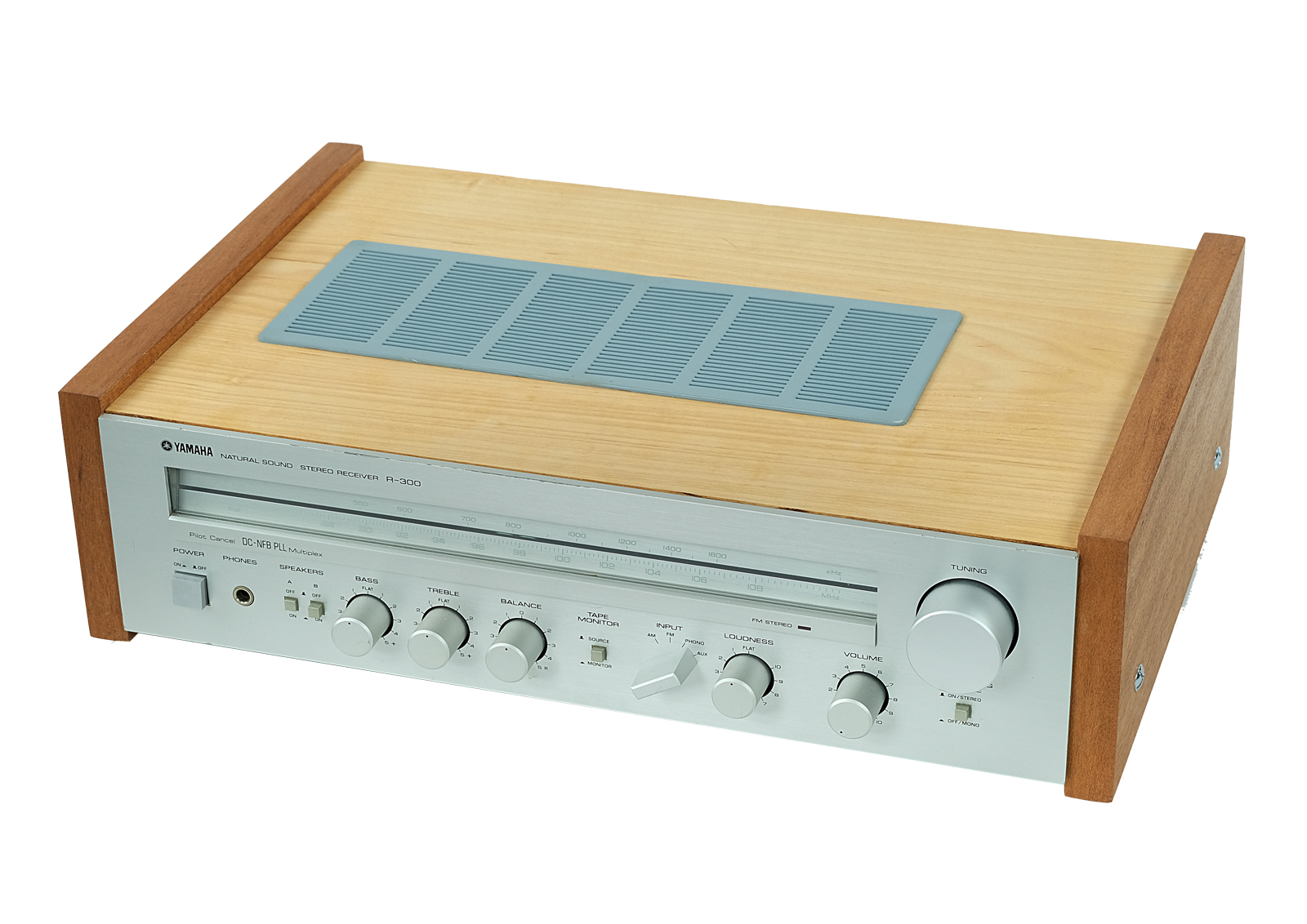 Yamaha R 300 Stereo Receiver.