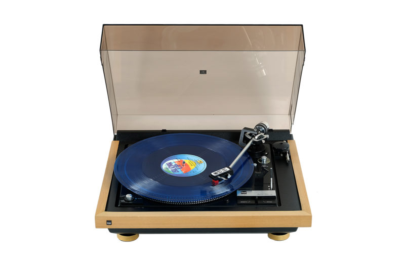 Dual 1237 turntable