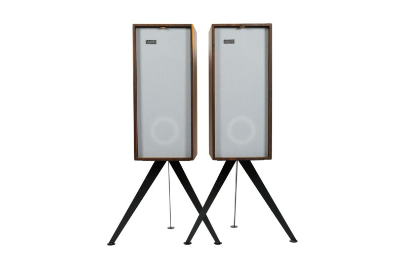 Spider stands. Speaker stands 35 cm. speaker stands