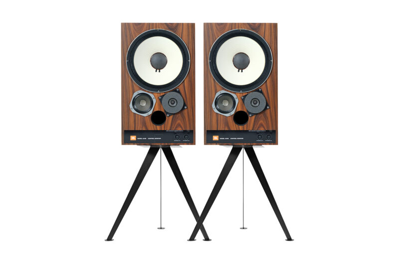 speaker stands