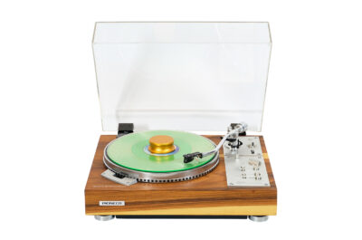 Pioneer PL 570, Ortofon 2M Black