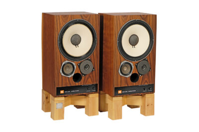 Vintage Classic Speaker Stands. Premium Version. 36 × 29 cm.